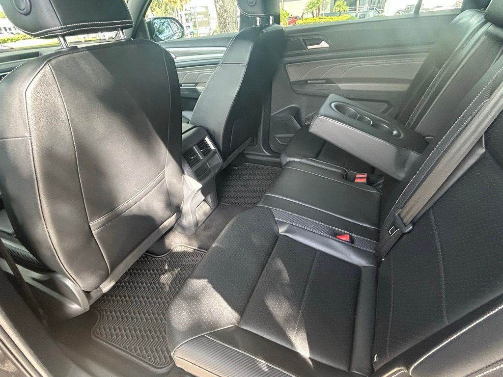 2022 Volkswagen Atlas Cross Sport 2.0T SE w/Technology Tampa FL
