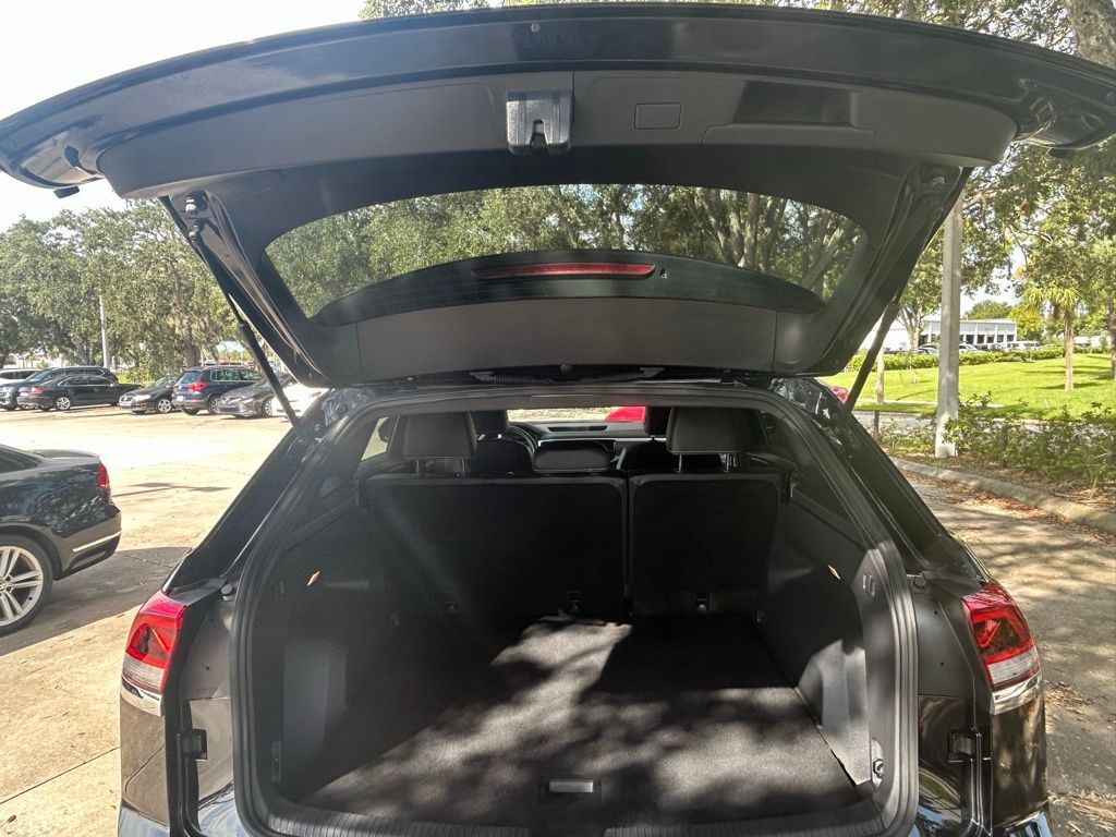 2022 Volkswagen Atlas Cross Sport 2.0T SE w/Technology Tampa FL