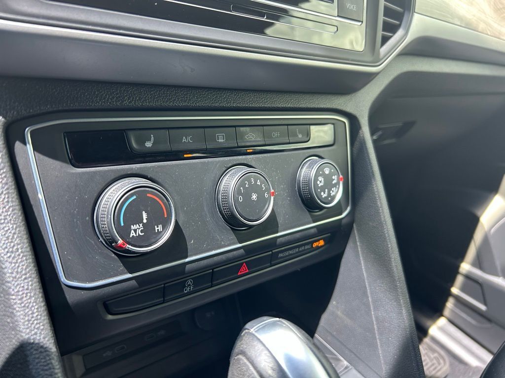 2022 Volkswagen Atlas Cross Sport 2.0T SE Tampa FL