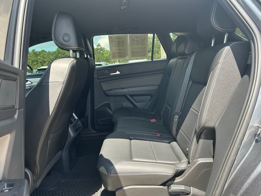 2022 Volkswagen Atlas Cross Sport 2.0T SE Tampa FL