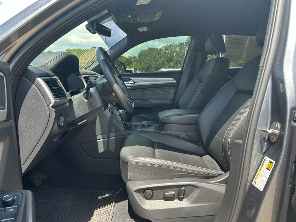 2022 Volkswagen Atlas Cross Sport 2.0T SE Tampa FL