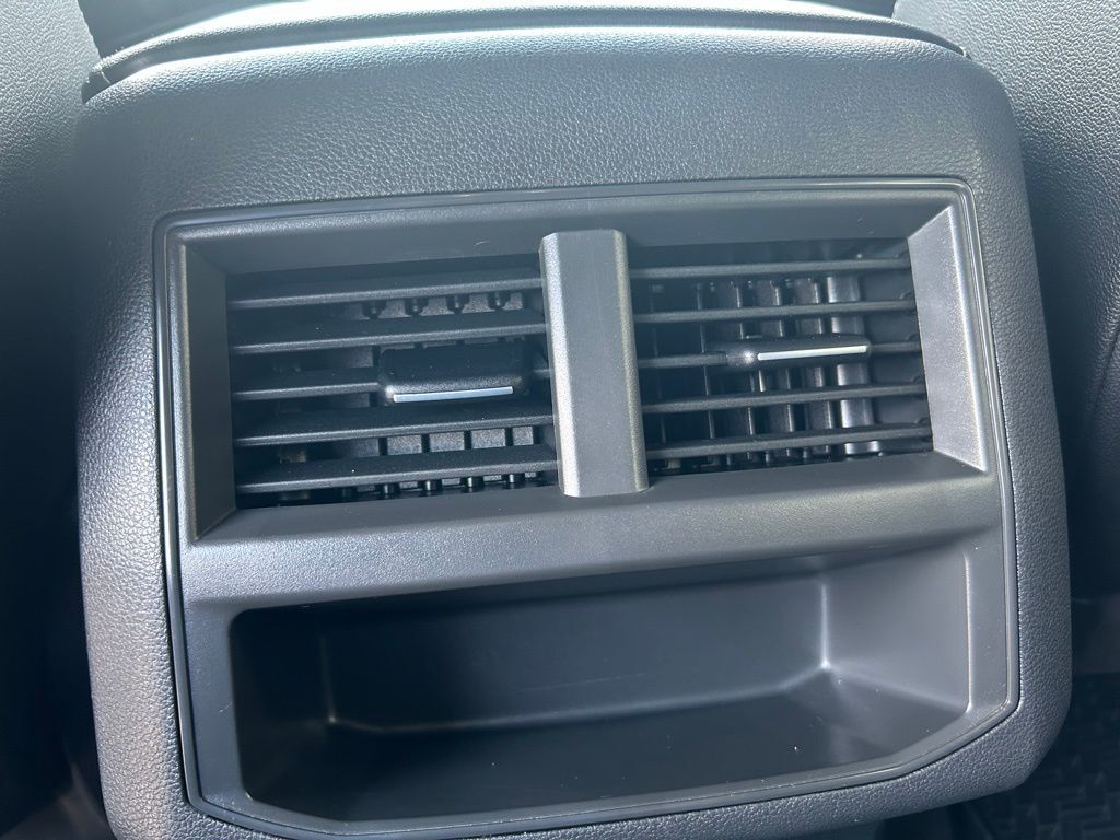 2022 Volkswagen Atlas Cross Sport 2.0T SE Tampa FL