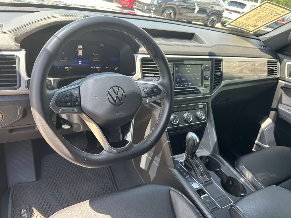 2022 Volkswagen Atlas Cross Sport 2.0T SE Tampa FL