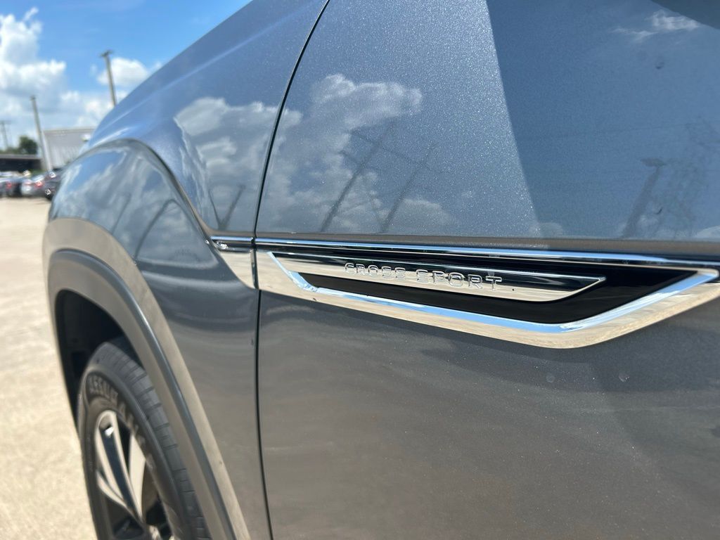 2022 Volkswagen Atlas Cross Sport 2.0T SE Tampa FL