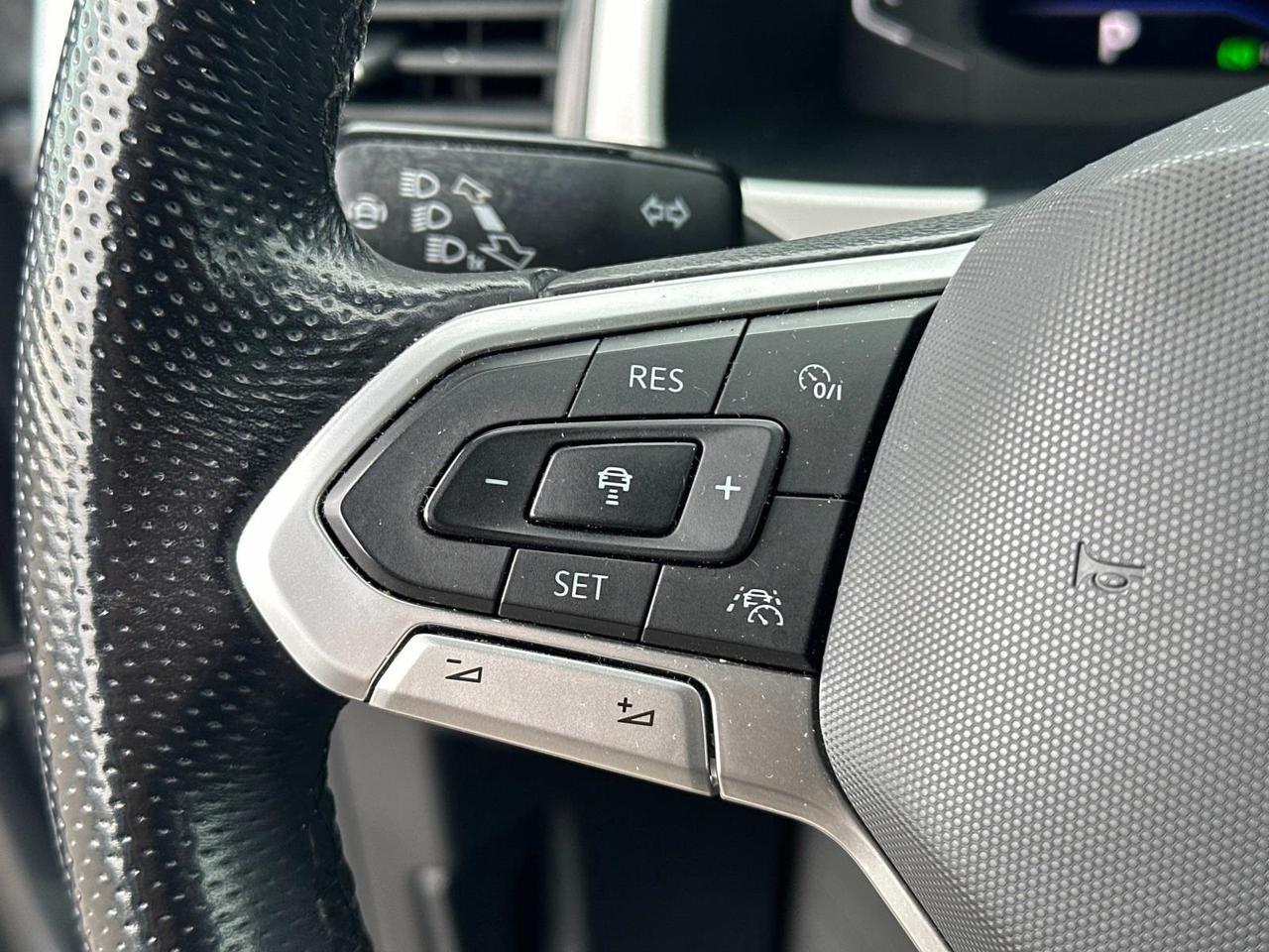 2022 Volkswagen Atlas Cross Sport 2.0T SEL R-Line Woodbridge VA