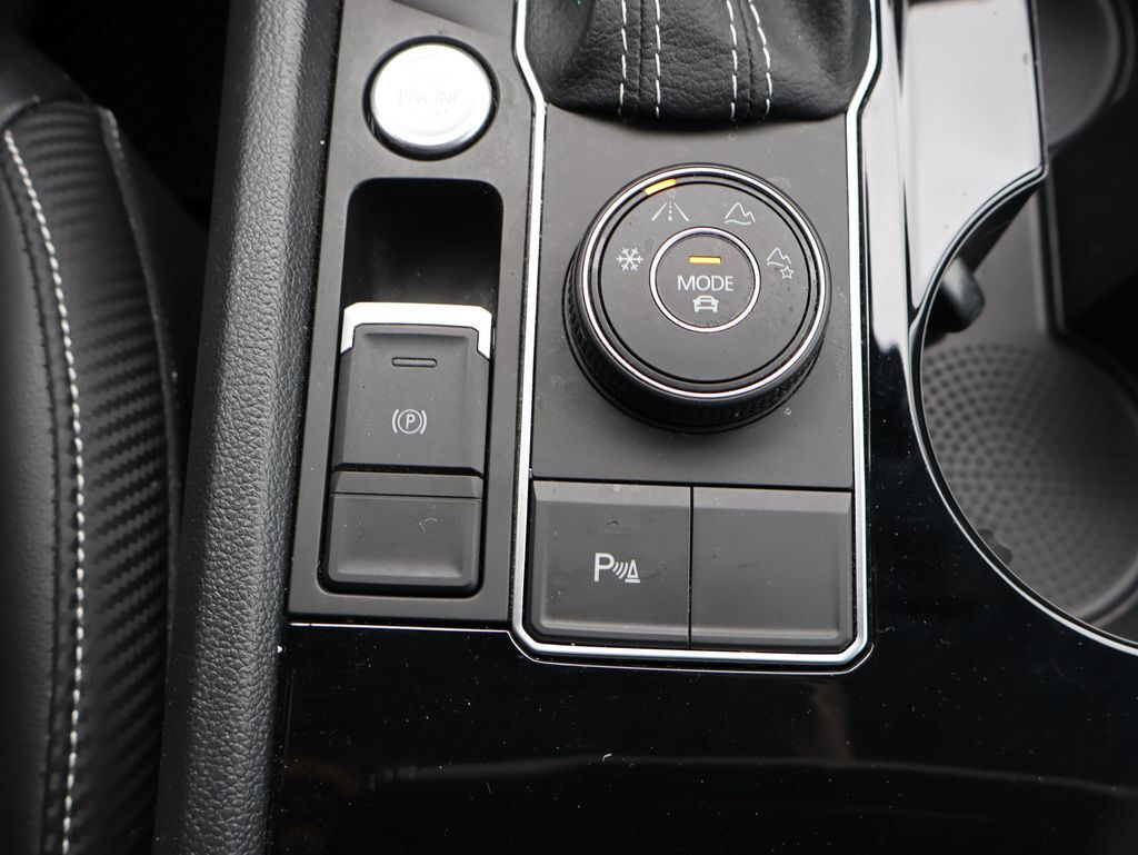 2022 Volkswagen Atlas Cross Sport 3.6L V6 SEL R-Line