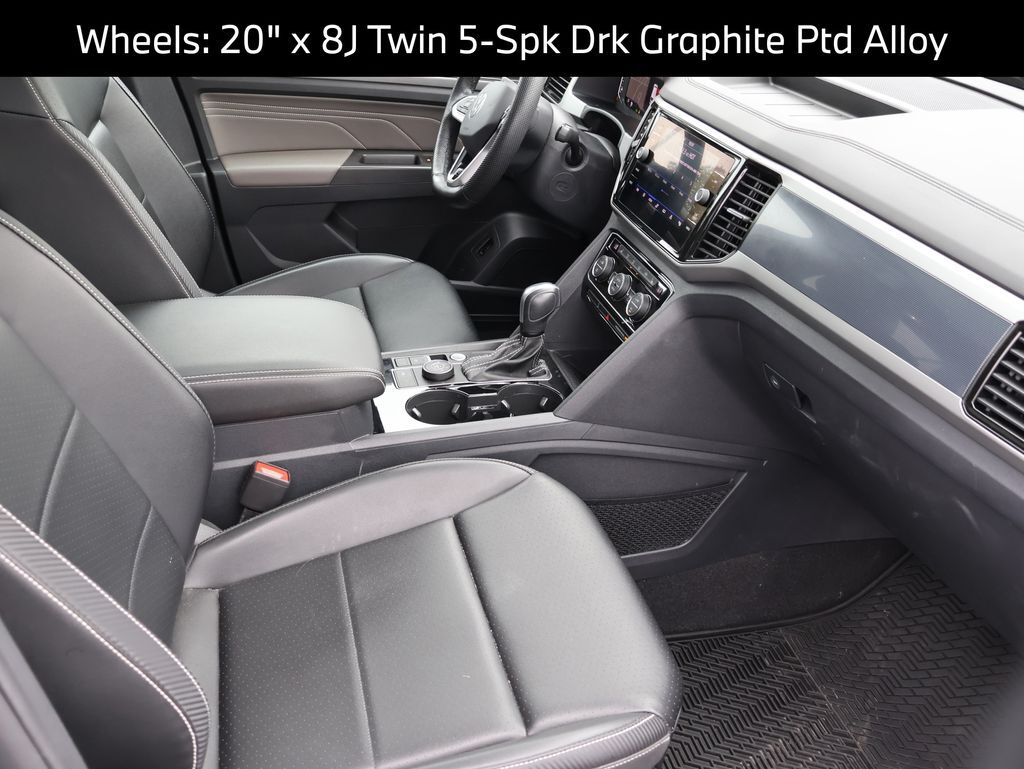 2022 Volkswagen Atlas Cross Sport 3.6L V6 SEL R-Line