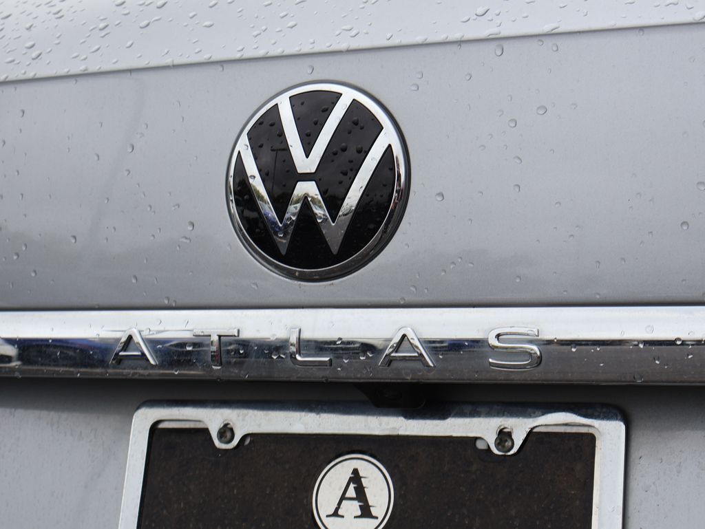 2022 Volkswagen Atlas Cross Sport 3.6L V6 SEL R-Line