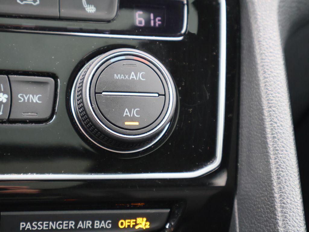 2022 Volkswagen Atlas Cross Sport 3.6L V6 SEL R-Line