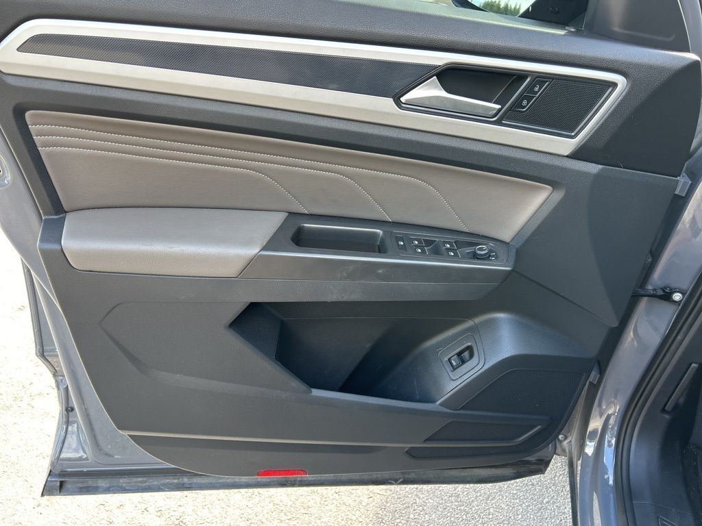 2022 Volkswagen Atlas Cross Sport 3.6L V6 SEL R-Line Tampa FL