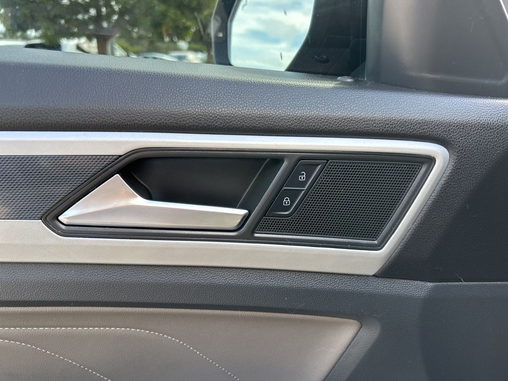 2022 Volkswagen Atlas Cross Sport 3.6L V6 SEL R-Line Tampa FL