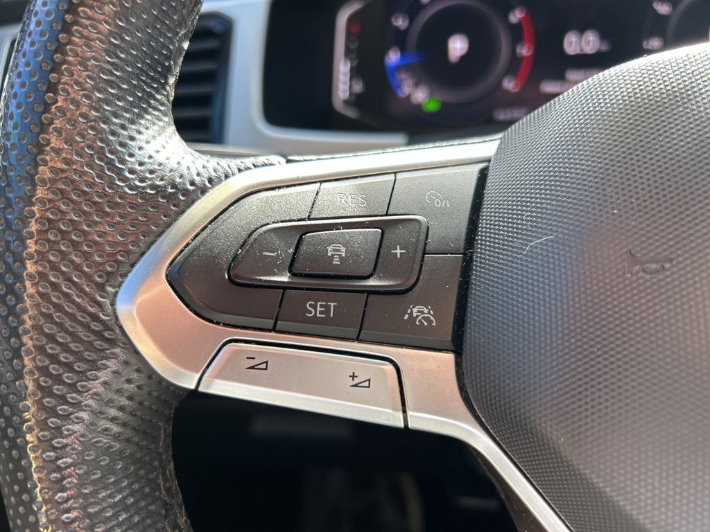 2022 Volkswagen Atlas Cross Sport 3.6L V6 SEL R-Line Tampa FL