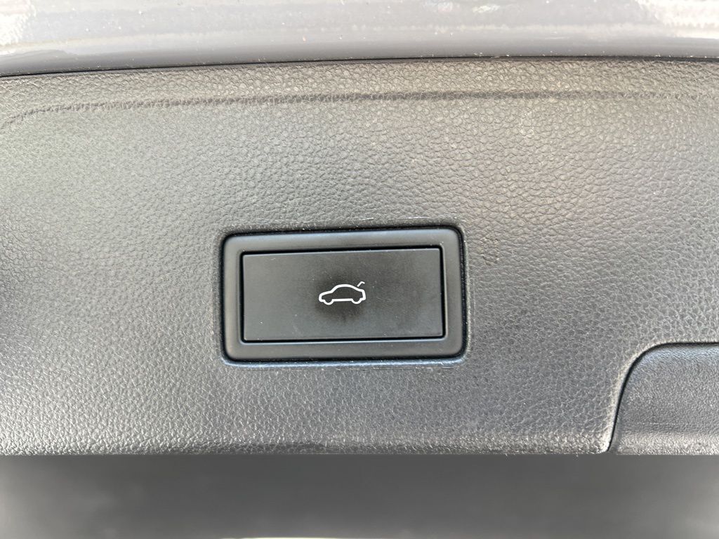 2022 Volkswagen Atlas Cross Sport 3.6L V6 SEL R-Line Tampa FL