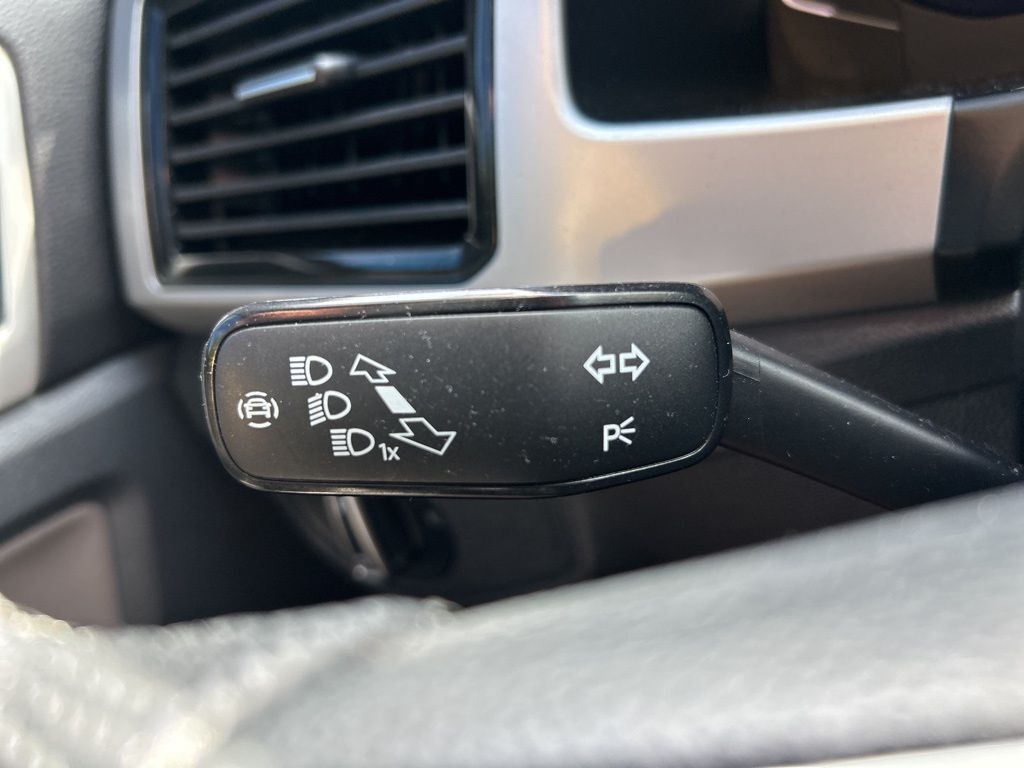 2022 Volkswagen Atlas Cross Sport 3.6L V6 SEL R-Line Tampa FL