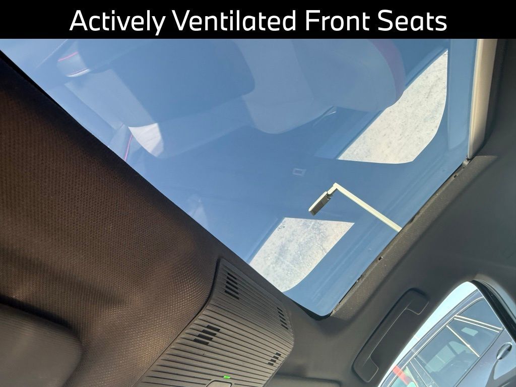 2022 Volkswagen Golf GTI 2.0T SE