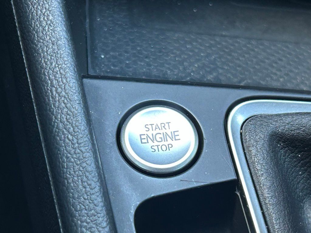 2022 Volkswagen Jetta 1.5T SEL Tampa FL