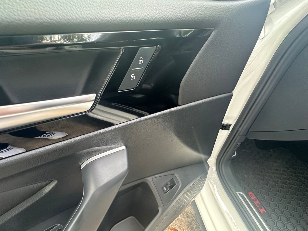2022 Volkswagen Jetta GLI 2.0T Autobahn Tampa FL