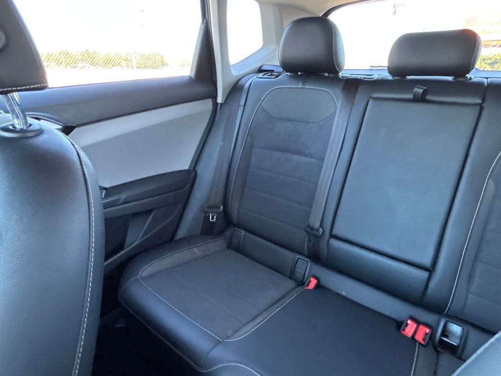 2022 Volkswagen Taos 1.5T SE Lakeland FL