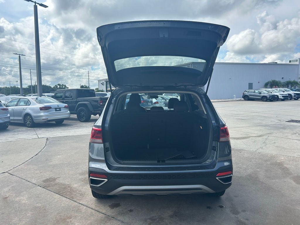 2022 Volkswagen Taos 1.5T SE Tampa FL