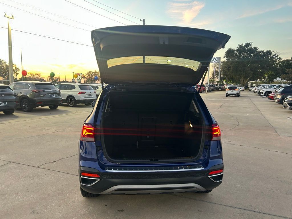 2022 Volkswagen Taos 1.5T SE Tampa FL