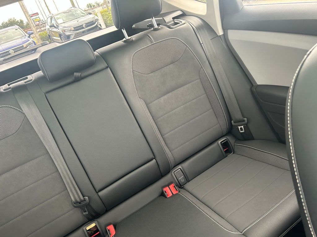 2022 Volkswagen Taos 1.5T SE Tampa FL