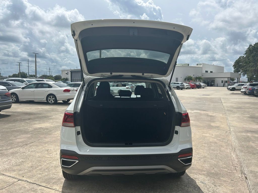 2022 Volkswagen Taos 1.5T SE Tampa FL