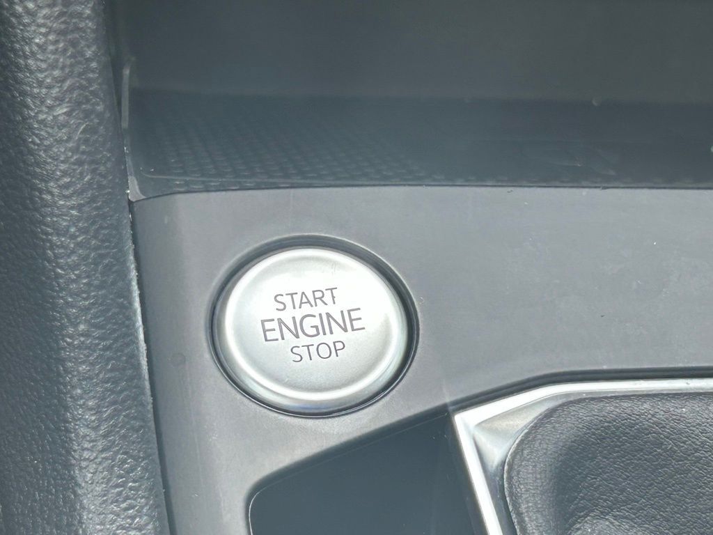 2022 Volkswagen Taos 1.5T SE Tampa FL