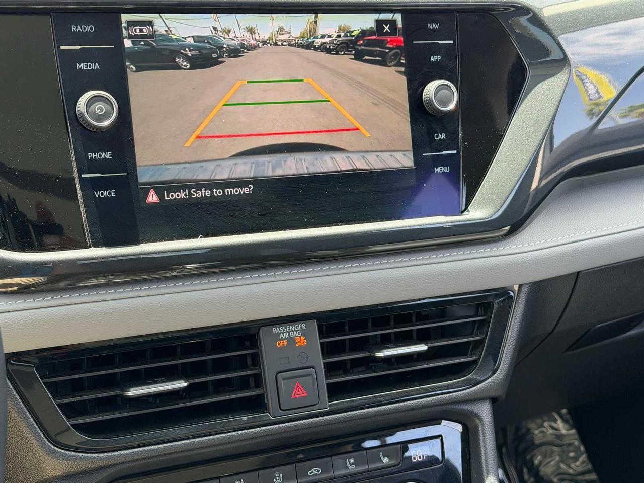 2022 Volkswagen Taos SEL Irving TX