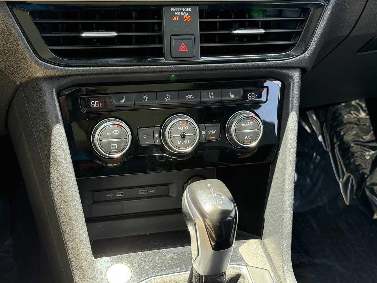 2022 Volkswagen Taos SEL Irving TX