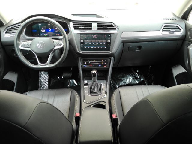 2022 Volkswagen Tiguan 2.0T SE 2022 Volkswagen Tiguan 2.0T SE