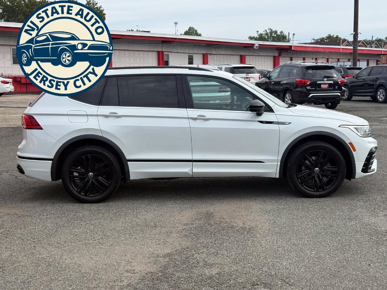 2022 Volkswagen Tiguan 2.0T SE R-Line Black Jersey City NJ 2022 Volkswagen Tiguan 2.0T SE R-Line Black Jersey City NJ