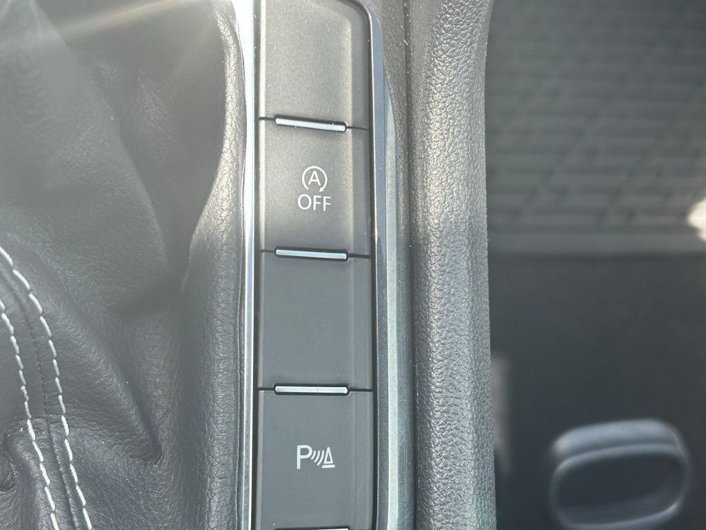 2022 Volkswagen Tiguan 2.0T SE R-Line Black Tampa FL