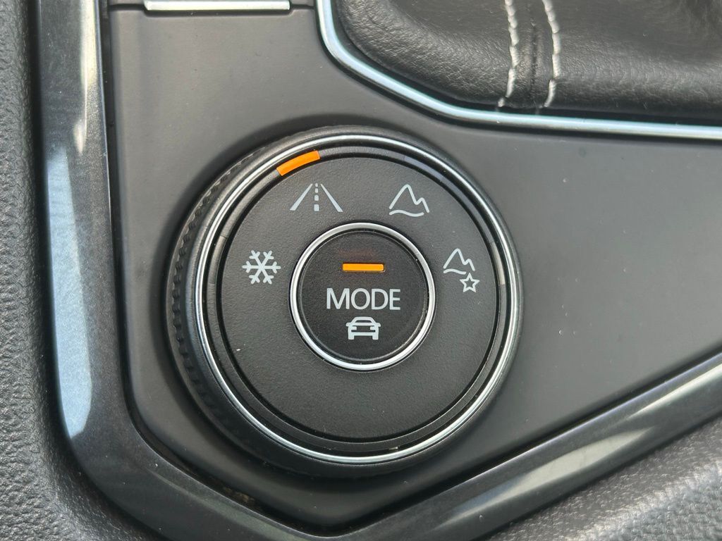 2022 Volkswagen Tiguan 2.0T SE R-Line Black Tampa FL