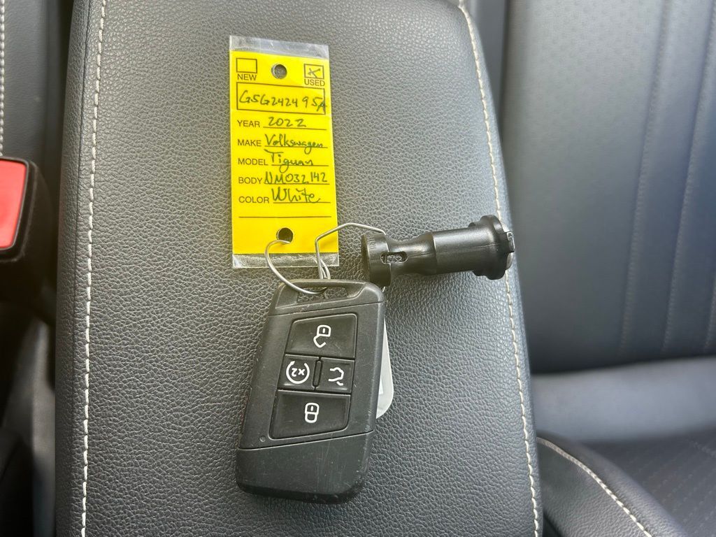 2022 Volkswagen Tiguan 2.0T SE R-Line Black Tampa FL