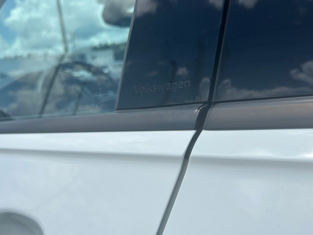 2022 Volkswagen Tiguan 2.0T SE R-Line Black Tampa FL