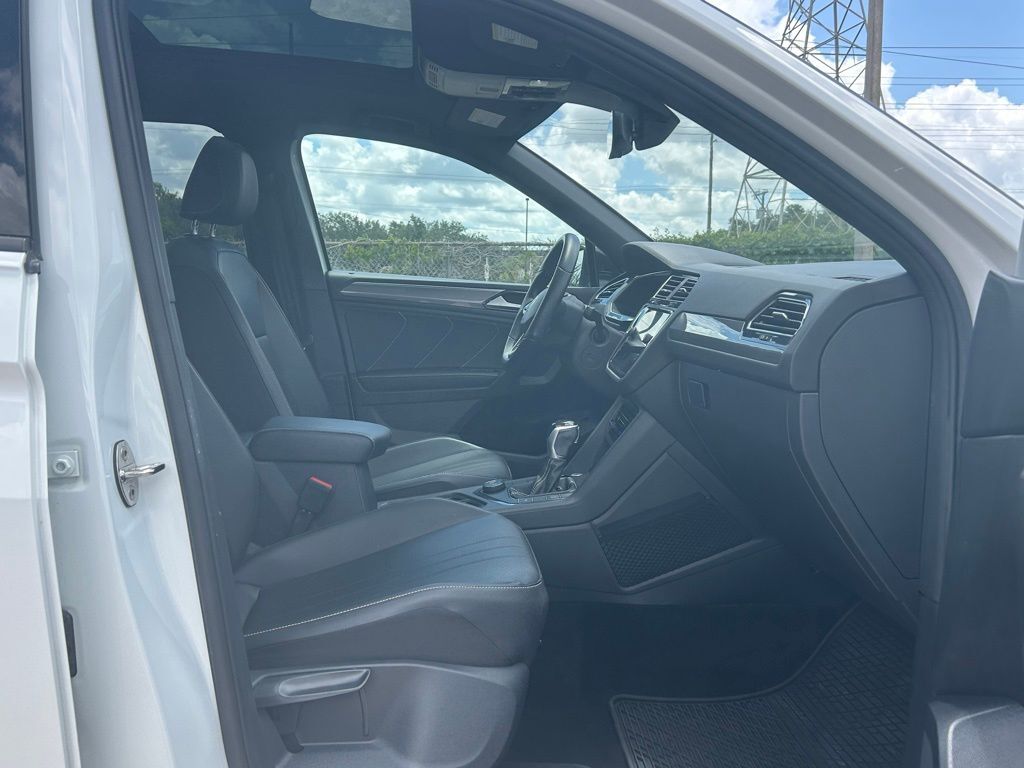 2022 Volkswagen Tiguan 2.0T SE R-Line Black Tampa FL