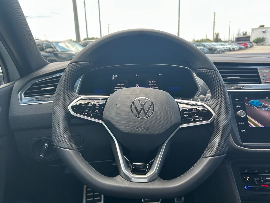 2022 Volkswagen Tiguan 2.0T SE R-Line Black Tampa FL