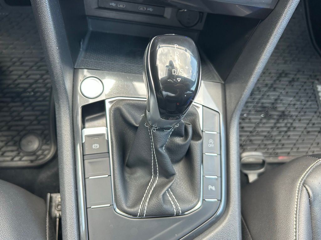 2022 Volkswagen Tiguan 2.0T SE R-Line Black Tampa FL