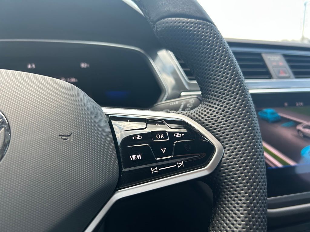 2022 Volkswagen Tiguan 2.0T SE R-Line Black Tampa FL