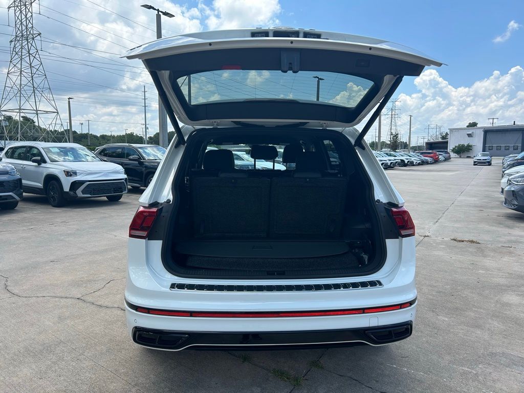 2022 Volkswagen Tiguan 2.0T SE R-Line Black Tampa FL