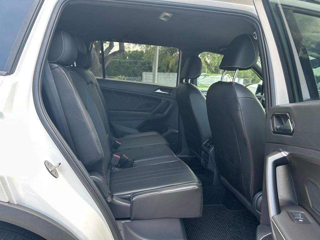 2022 Volkswagen Tiguan 2.0T SE R-Line Black Tampa FL