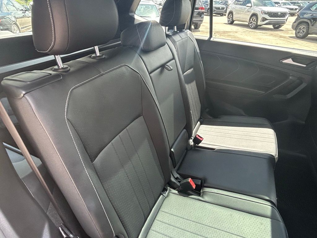 2022 Volkswagen Tiguan 2.0T SE R-Line Black Tampa FL