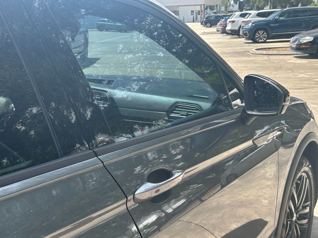 2022 Volkswagen Tiguan 2.0T SE R-Line Black Tampa FL