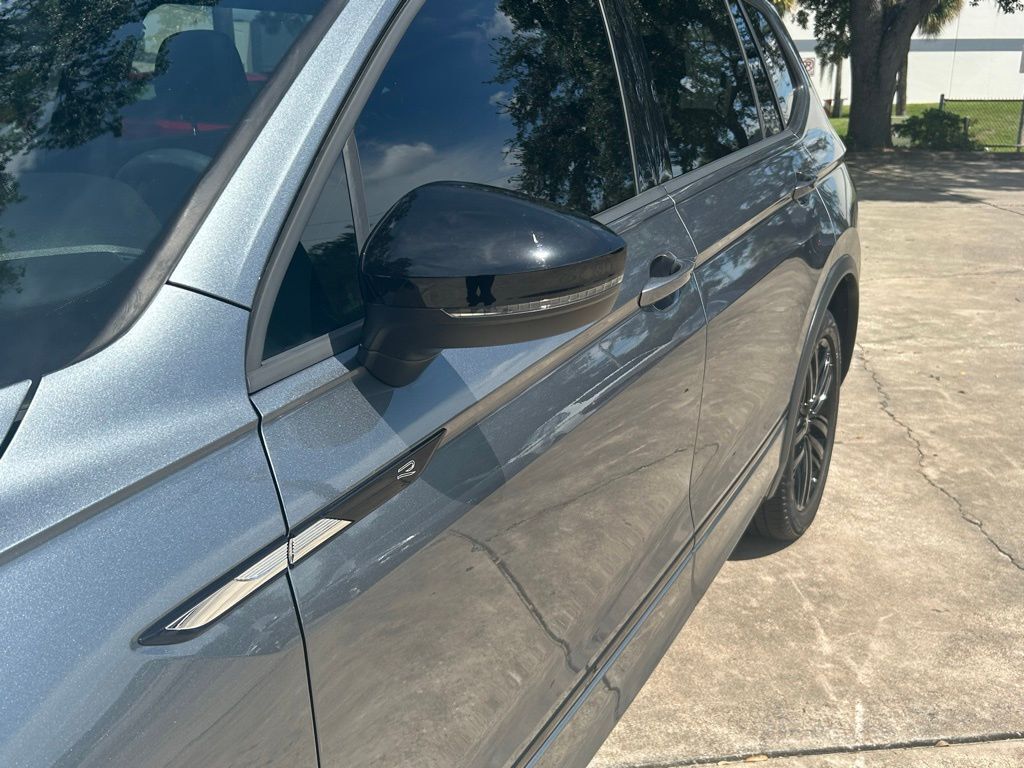 2022 Volkswagen Tiguan 2.0T SE R-Line Black Tampa FL