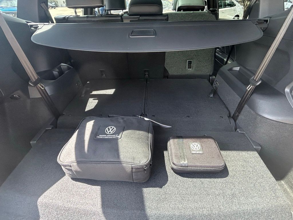 2022 Volkswagen Tiguan 2.0T SE R-Line Black Tampa FL