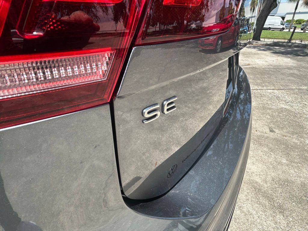 2022 Volkswagen Tiguan 2.0T SE R-Line Black Tampa FL