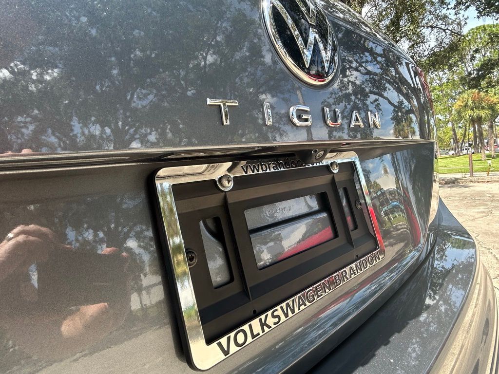 2022 Volkswagen Tiguan 2.0T SE R-Line Black Tampa FL