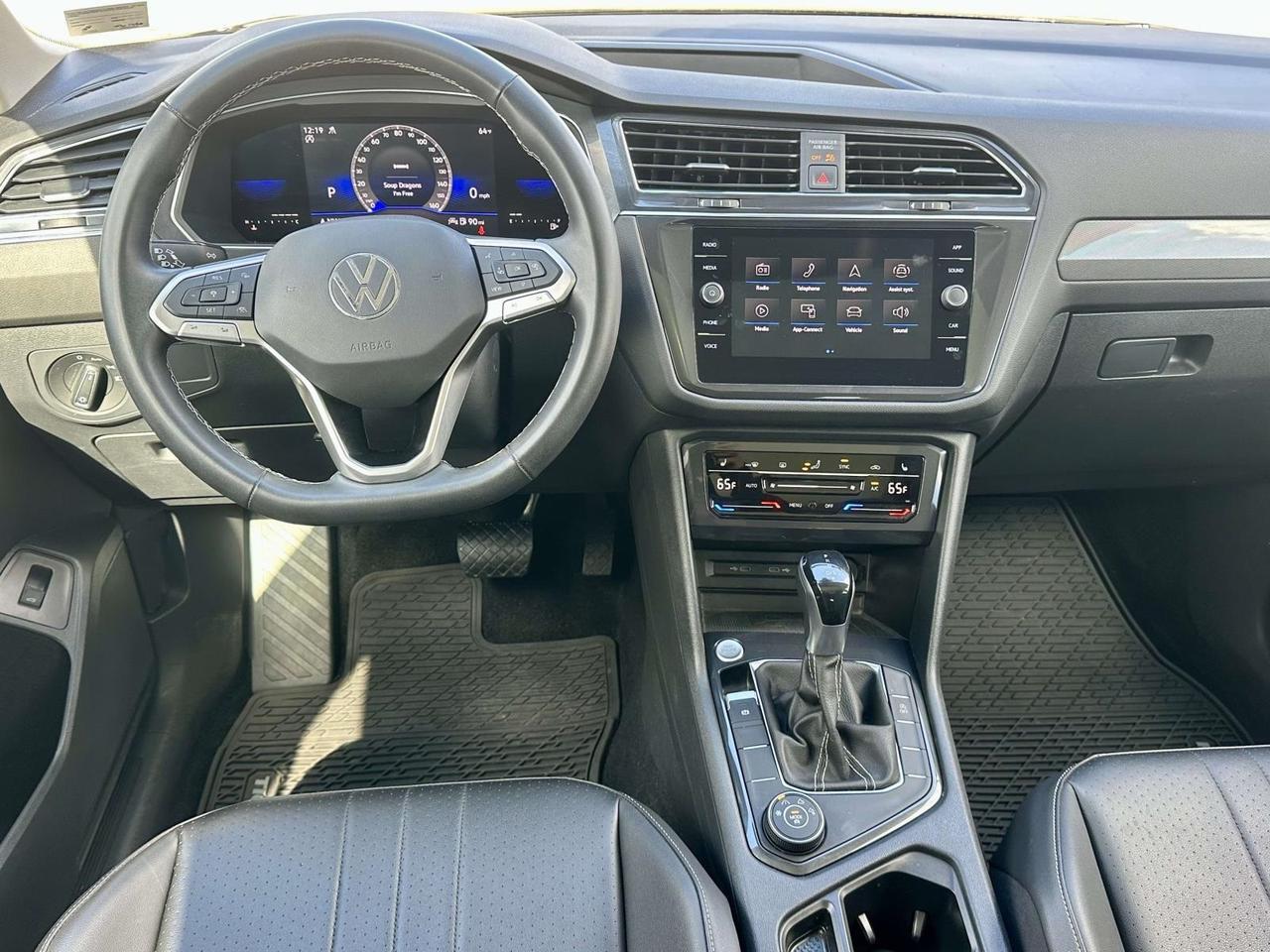 2022 Volkswagen Tiguan 2.0T SE