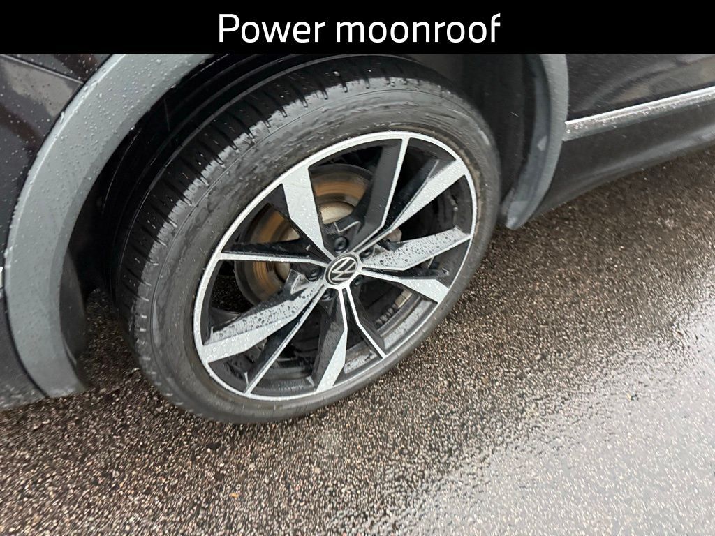 2022 Volkswagen Tiguan 2.0T SEL R-Line