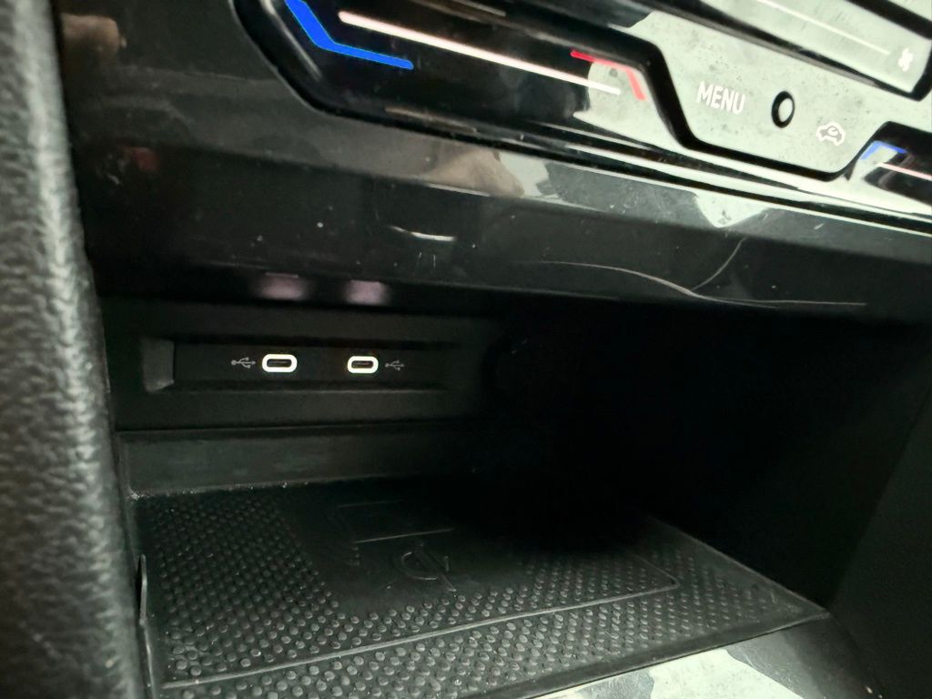 2022 Volkswagen Tiguan 2.0T SEL R-Line